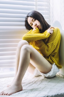 丫丫碰年人免费视频