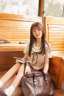 女女互摸吃奶互慰视频免费